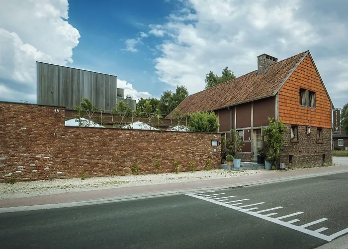 Hotel Restaurant Vous Le Vous